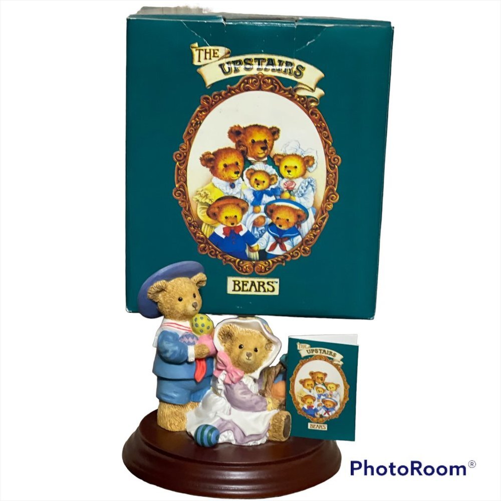 Dept 56 Upstairs Downstairs Bears Henry & Alice Bosworth - The Easter Egg Hunt